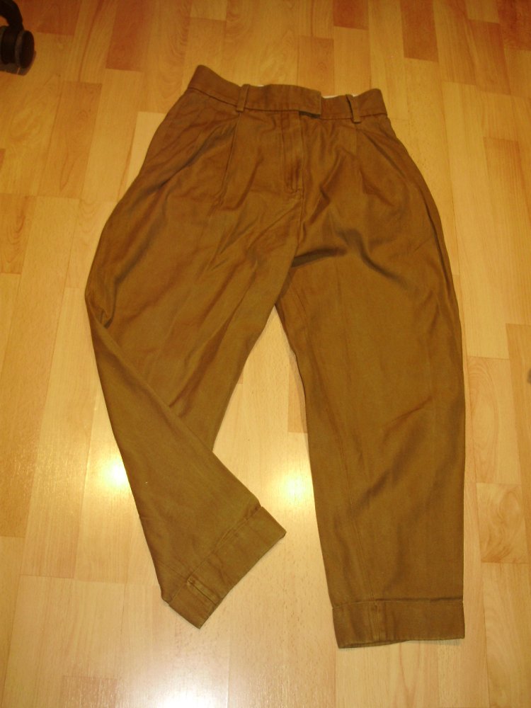Cos Hose braun ausgefallen 34 kleine S