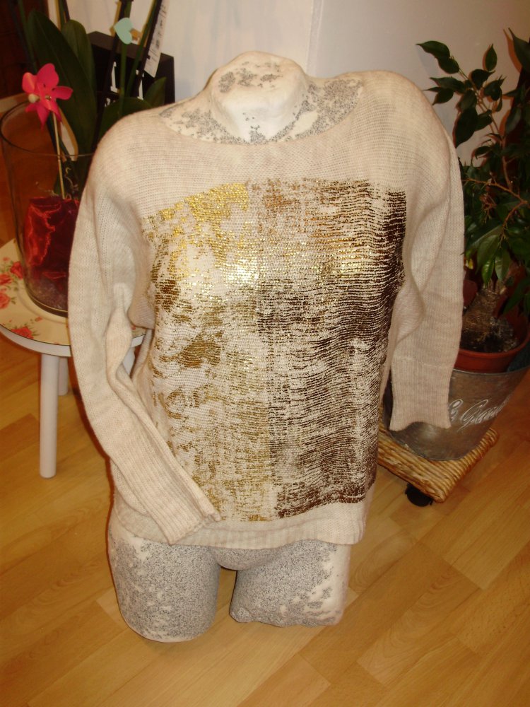 Pullover beige goldenes Muster weich Gr S M passend