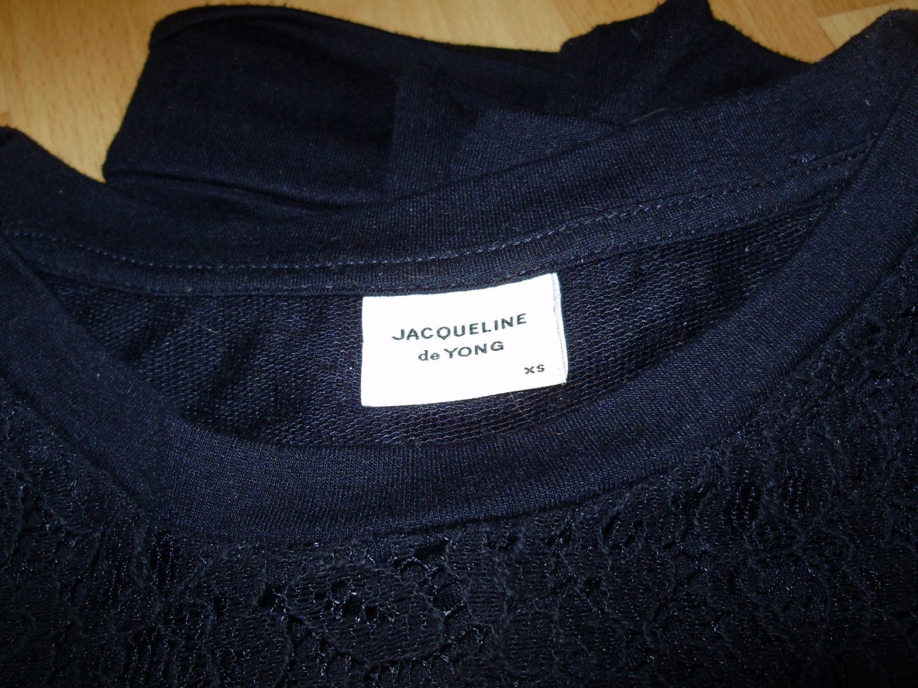 JDY LA Shirt schwarz teils Spitze XS S