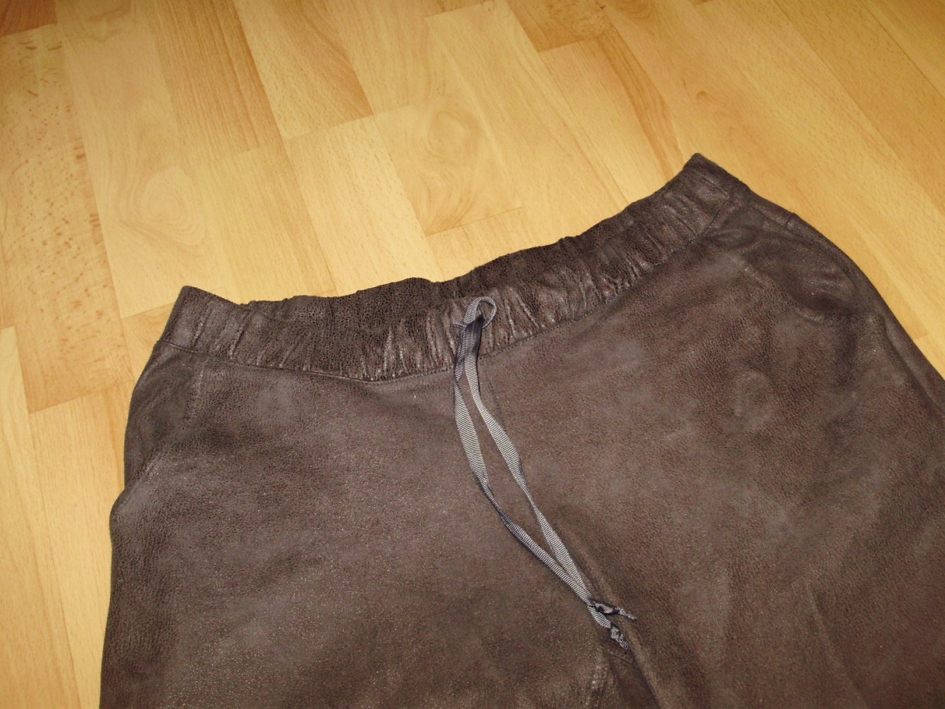 Bloom Hose graubraun wie Leder Gummibund Gr 38