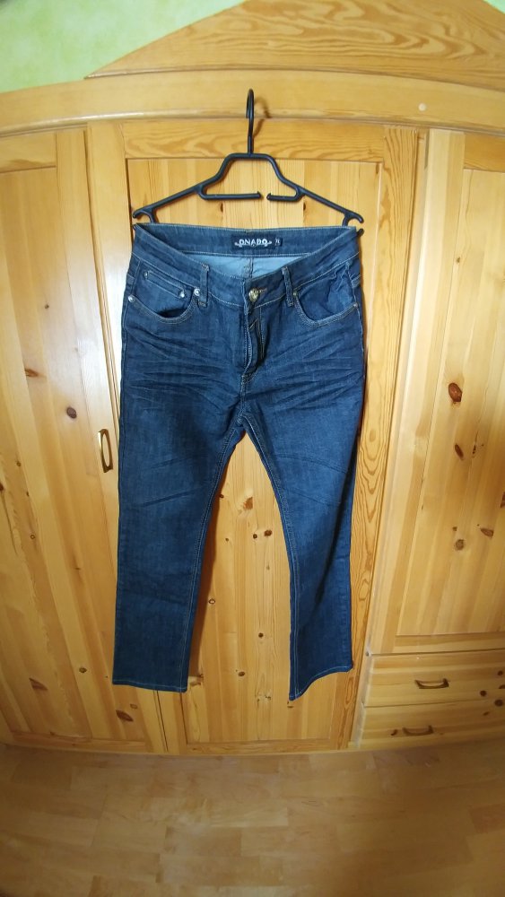 dunkle Jeans