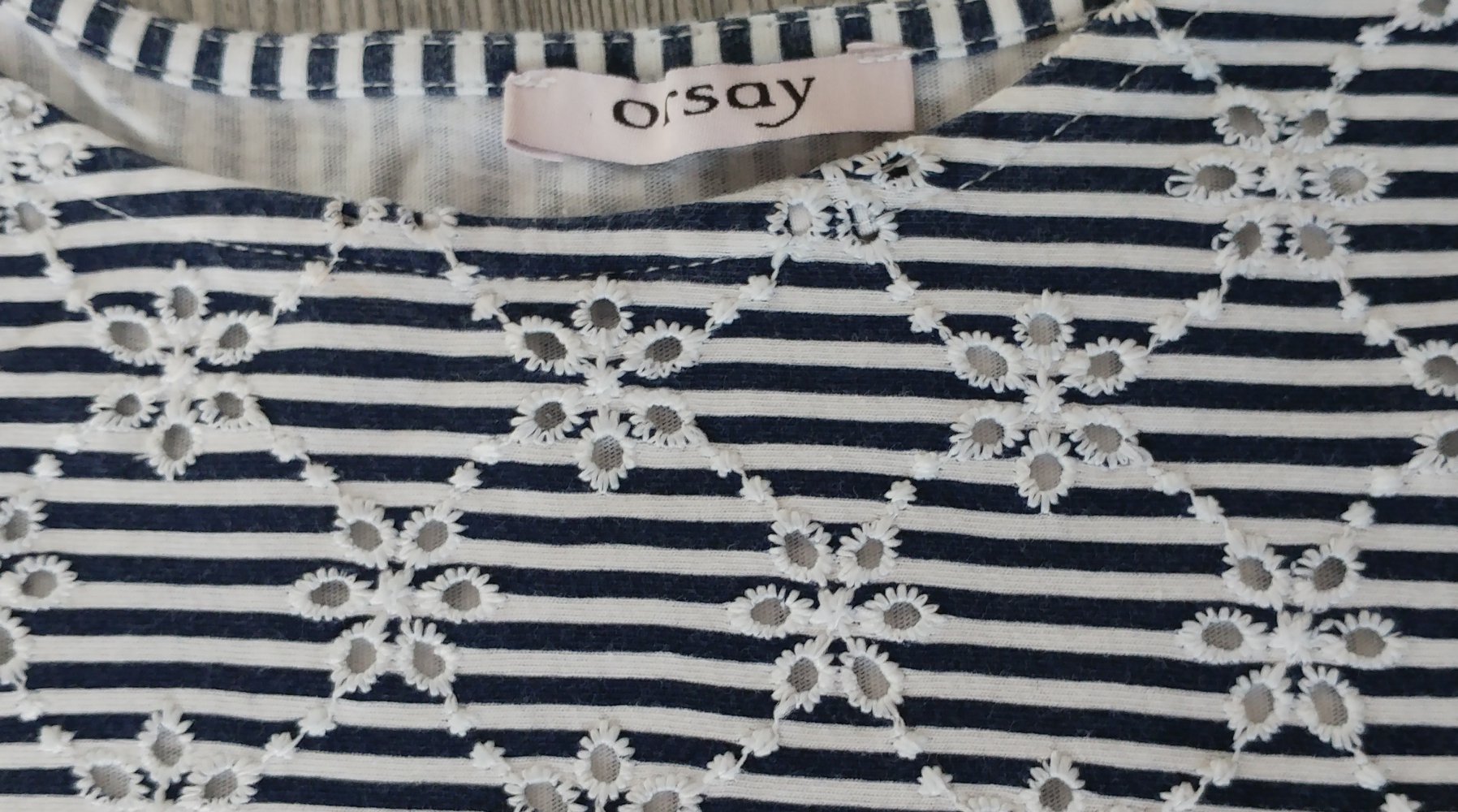 blau weißes Top
