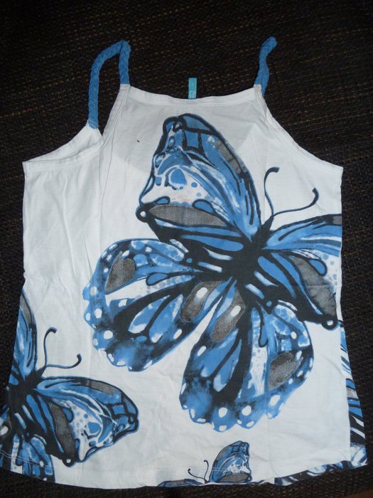 Weißes Top blaue Träger Schmetterlinge Größe M / L