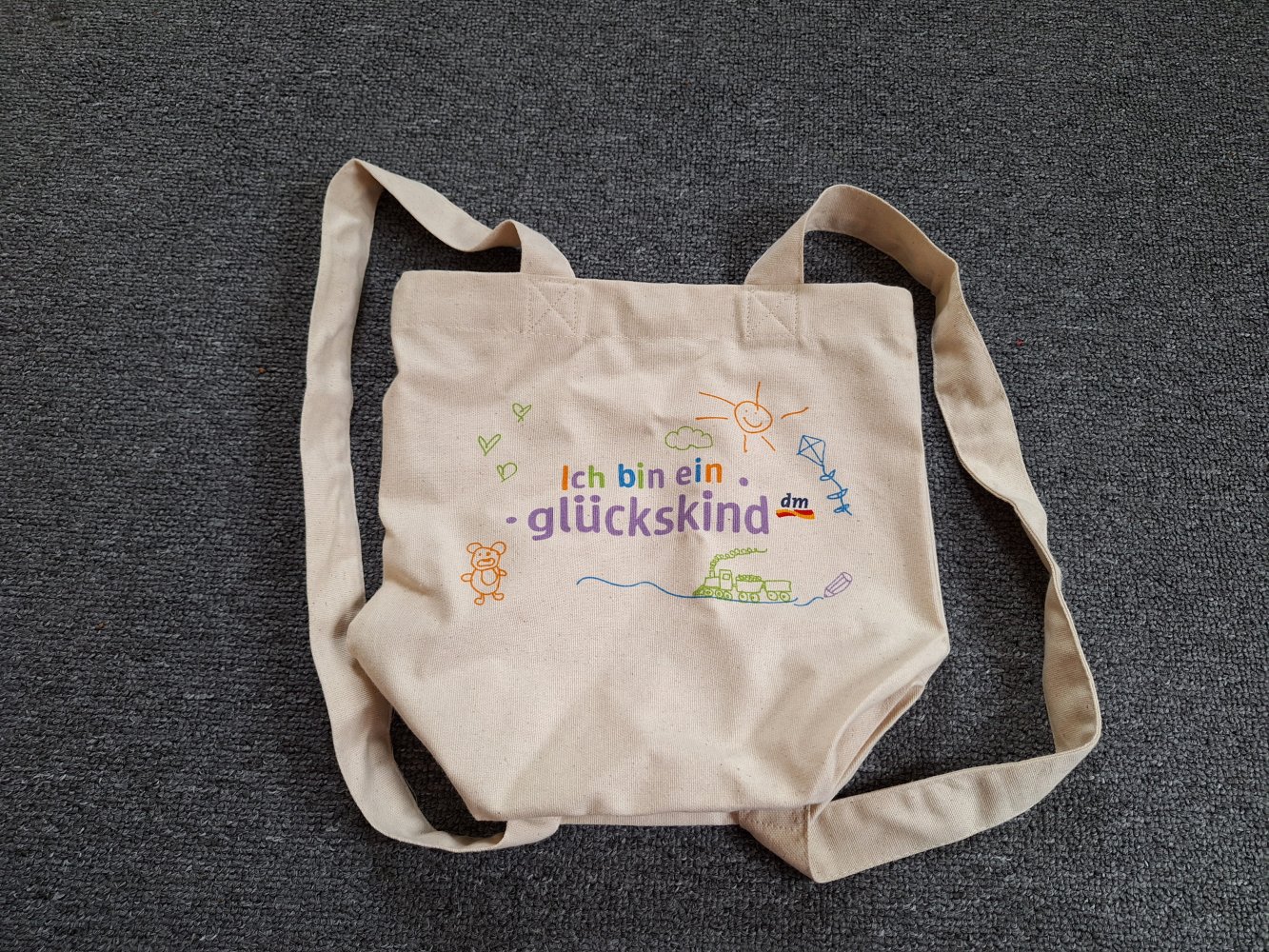 Ich bin ein glückskind-Rucksack aus Jute
