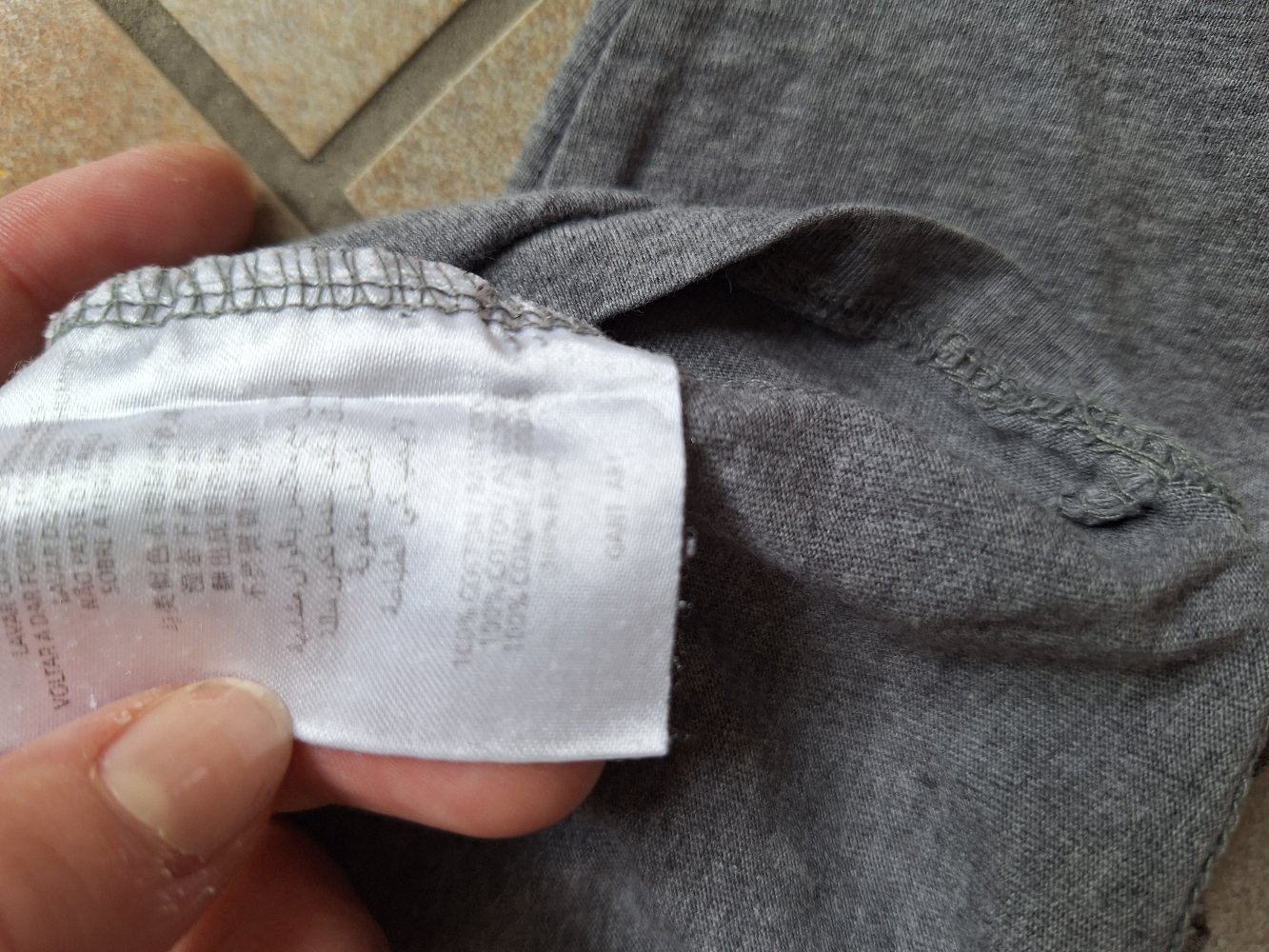 Graues GANT-Sweatshirt / Longsleeve Gr. 74