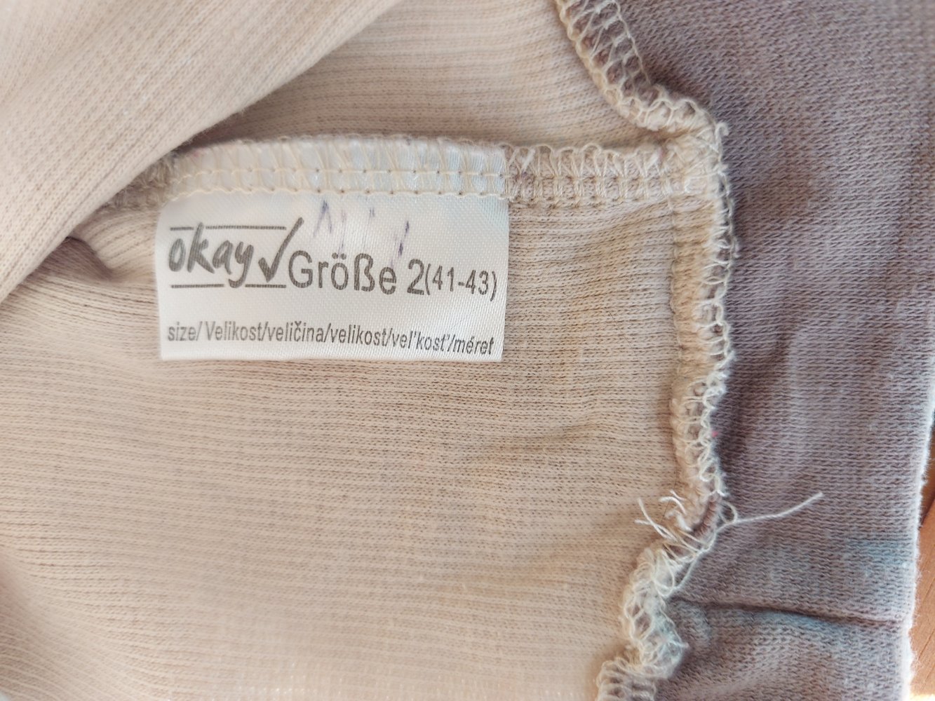 Beigebraune Babymütze little monkey Gr. 41-43