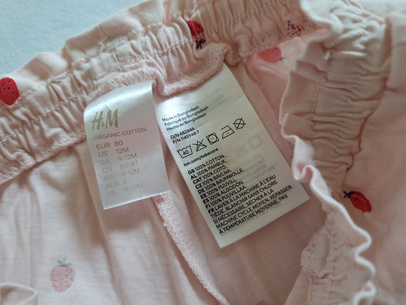 Kurze Hose mit Erdbeeren, Gr. 80 Sommershorts