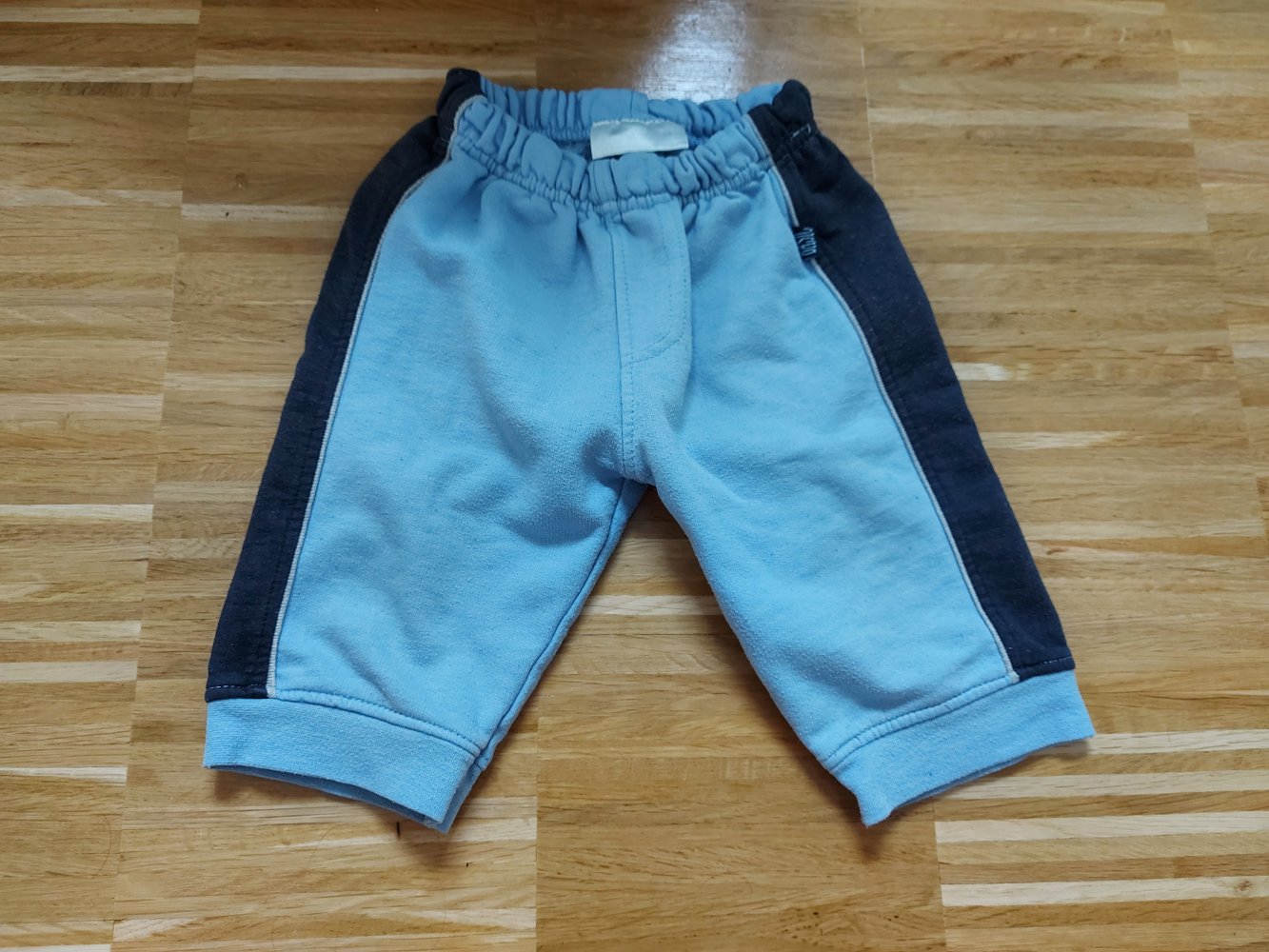 blaue Jogginghose Gr. 68