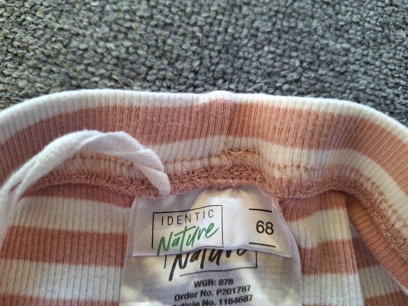 rosa weiß gestreifte Babyhose, Gr. 68