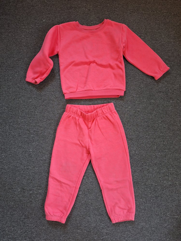pinker Jogginganzug, Gr. 92