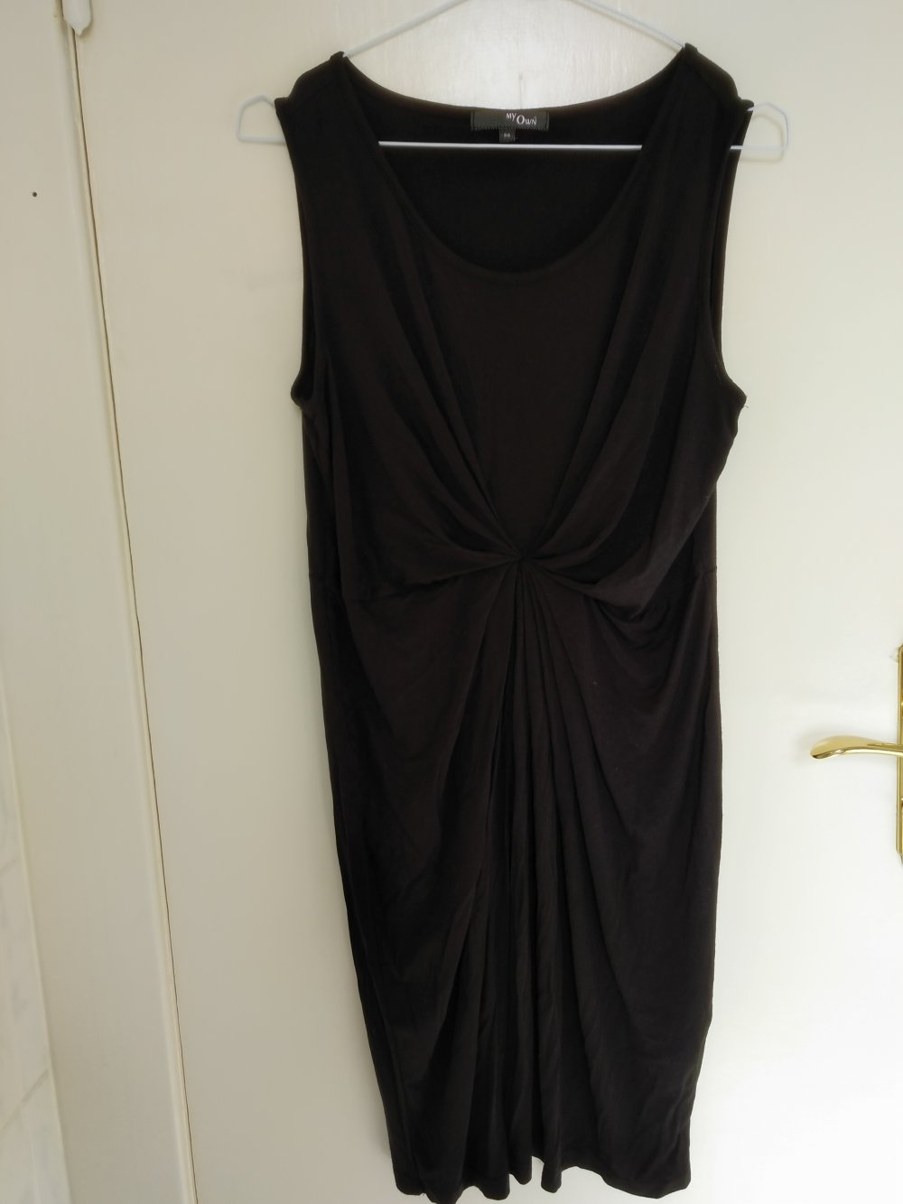 Kleines Schwarzes mit Raffung Gr. 38