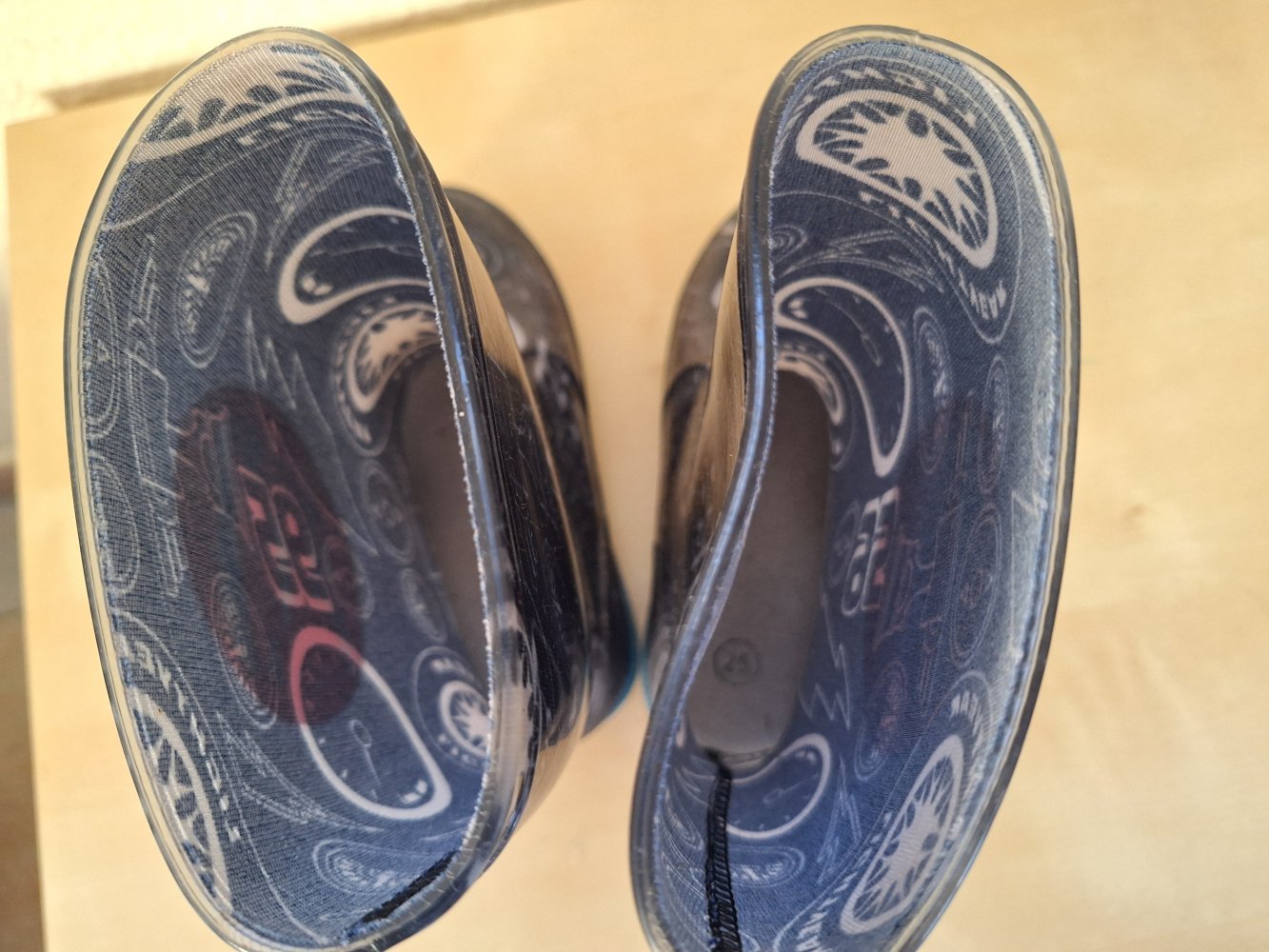 Dunkelblaue Lightning McQueen Gummistiefel Gr. 25 Blinkstiefel