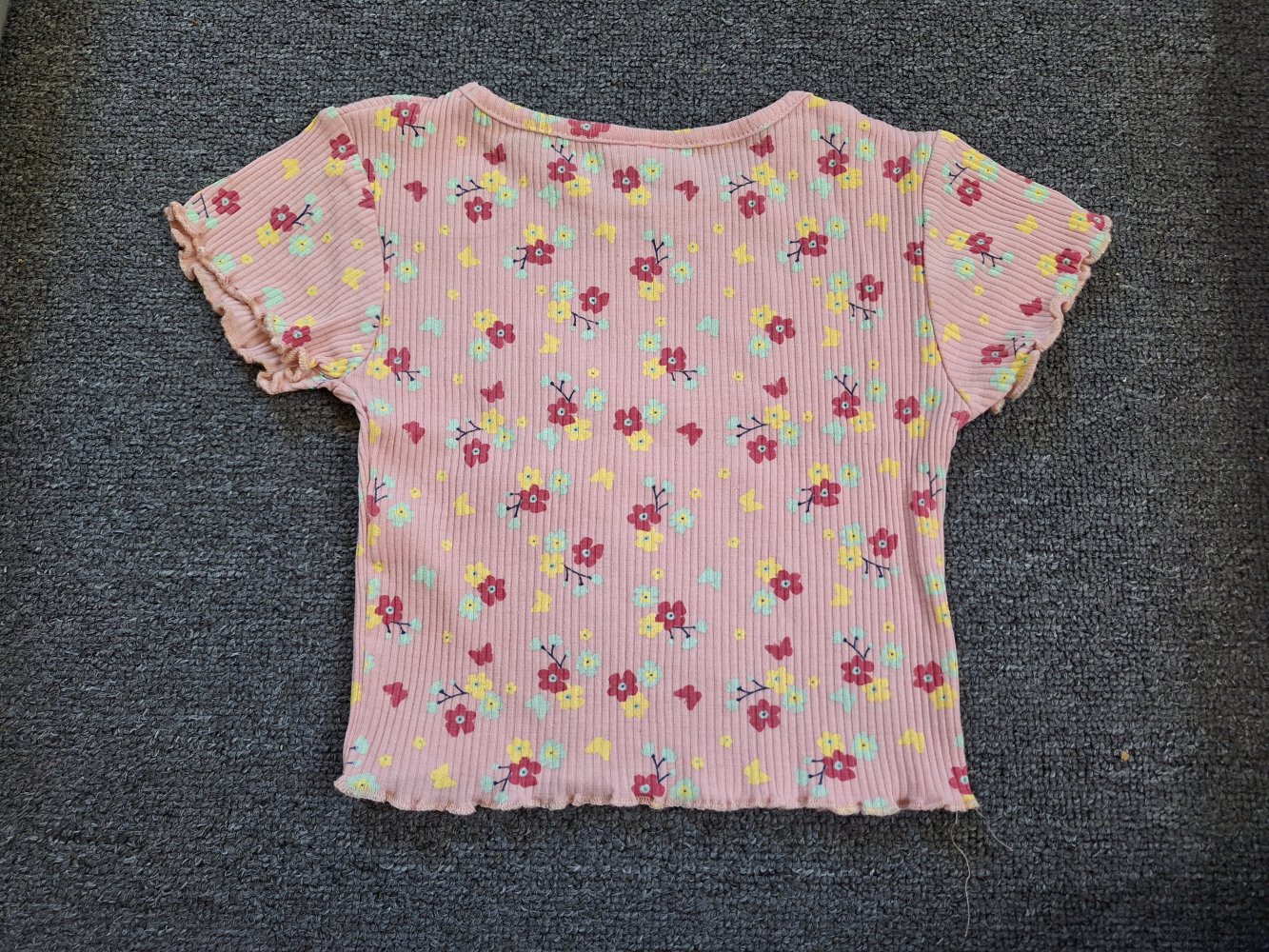 Geripptes Blumentshirt Gr. 92