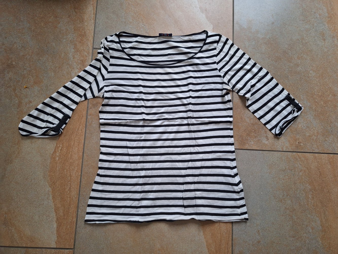 Schwarz weiß gestreiftes Sweatshirt, Gr. M