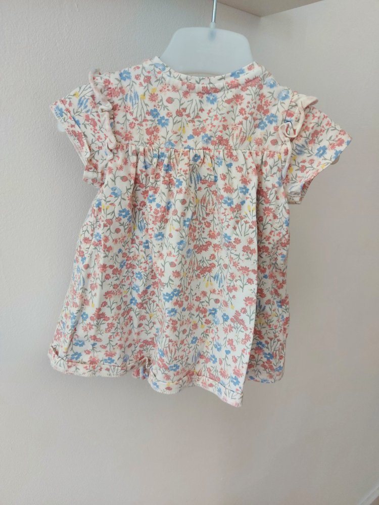 geblümtes Bodykleidchen Gr. 62