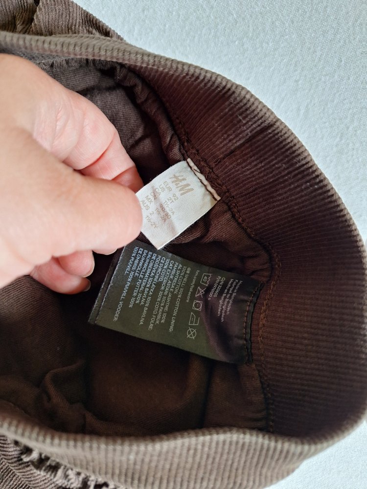 Braune gefütterte Cordhose, Gr. 92