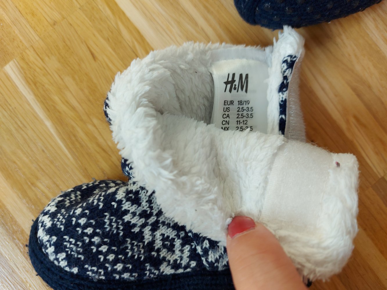 kuschelige Winterbabyschuhe von H&M, Gr. 18/19