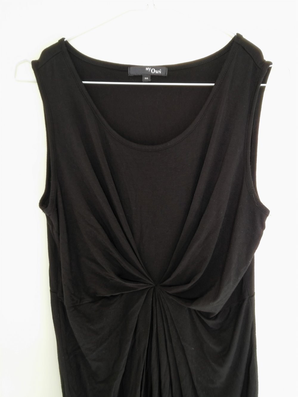 Kleines Schwarzes mit Raffung Gr. 38