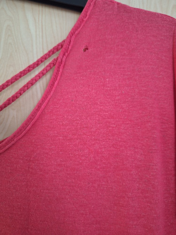 korallrotes Leinen-Shirt mit hinten gekreuzten Trägern, Gr. S