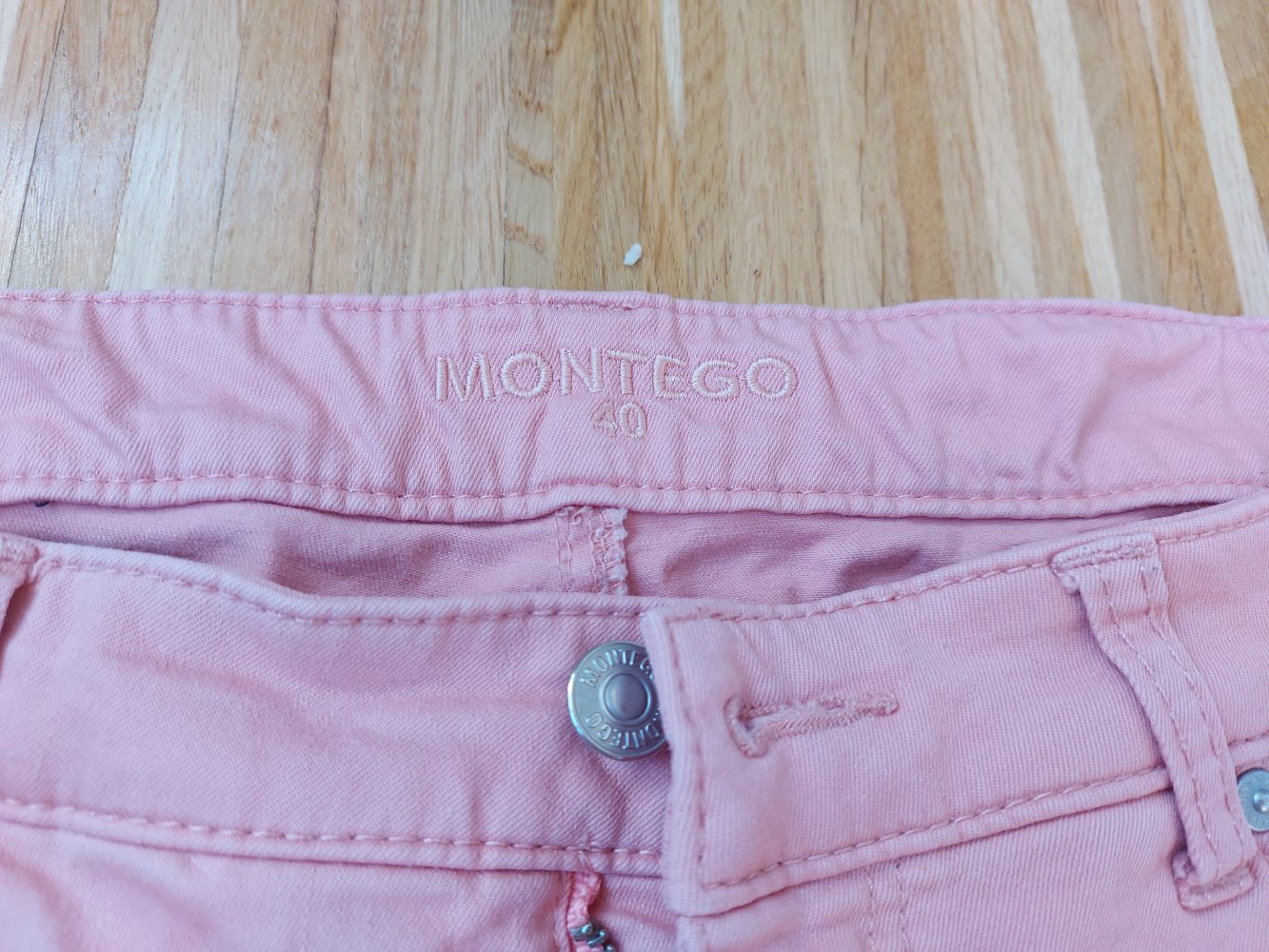 apricotfarbene Damenhose /lachsfarben Gr. 40 von Montego