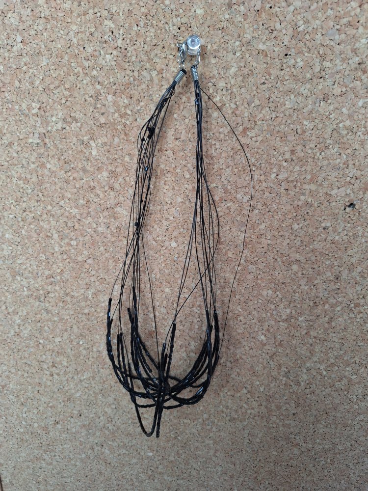 schwarze mehrreihige Modeschmuck-Halskette, Statementkette