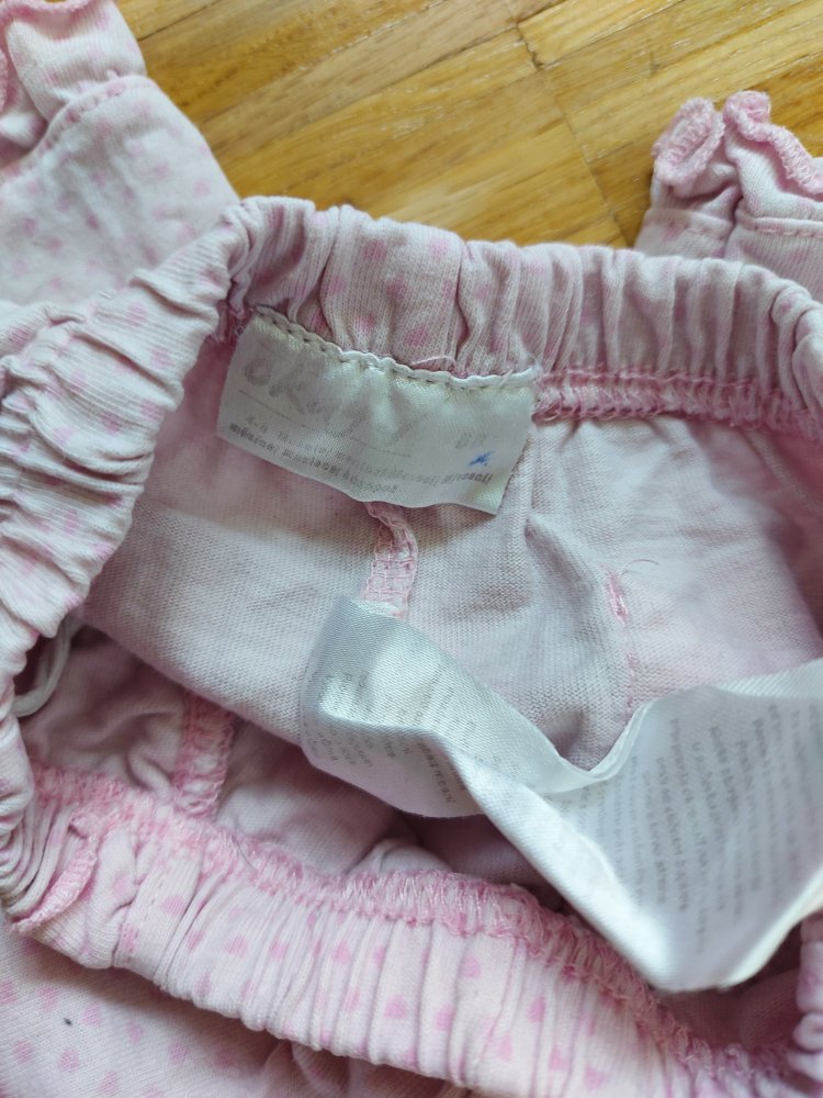 Supersüße rosa gepunktete Babyhose Gr. 68