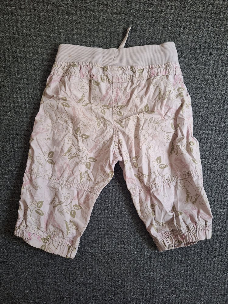 Bequeme rosa Sommer-Hose mit Muster, Gr. 86