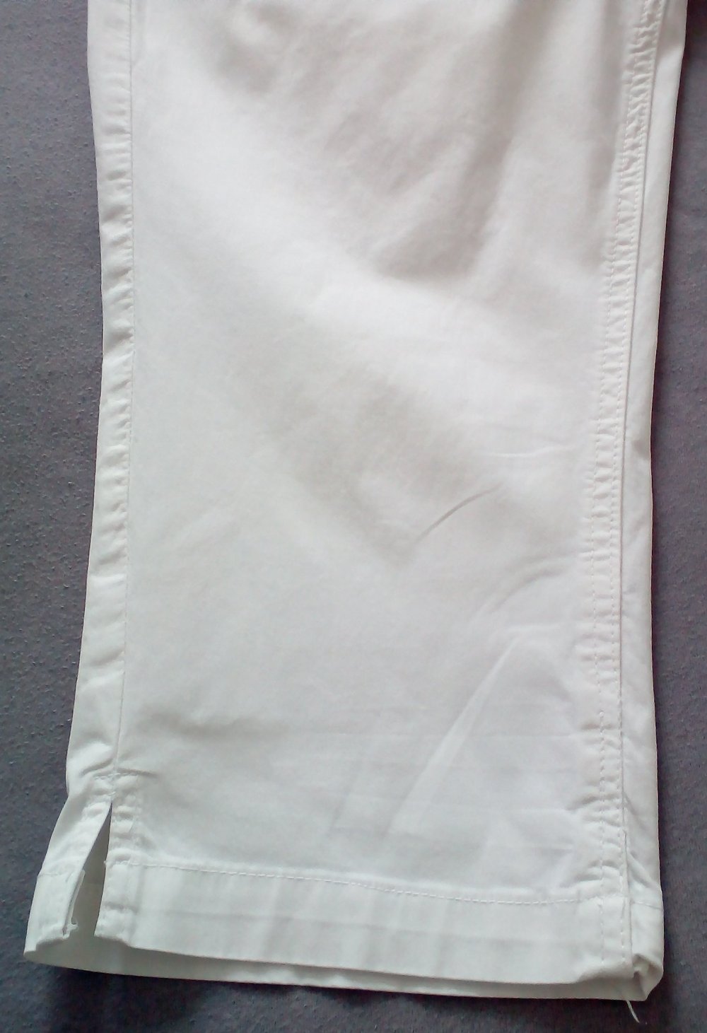 Caprihose - Jeans - Background - Gr. 42