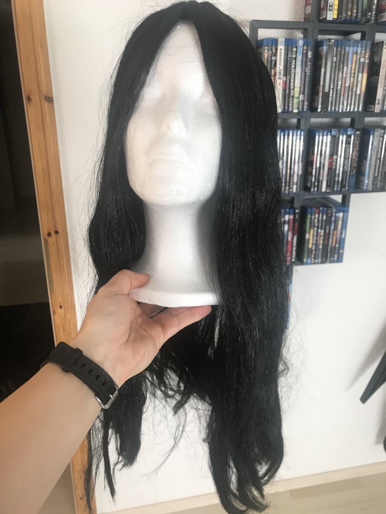 Schwarze lange Perücke / Cosplay / 