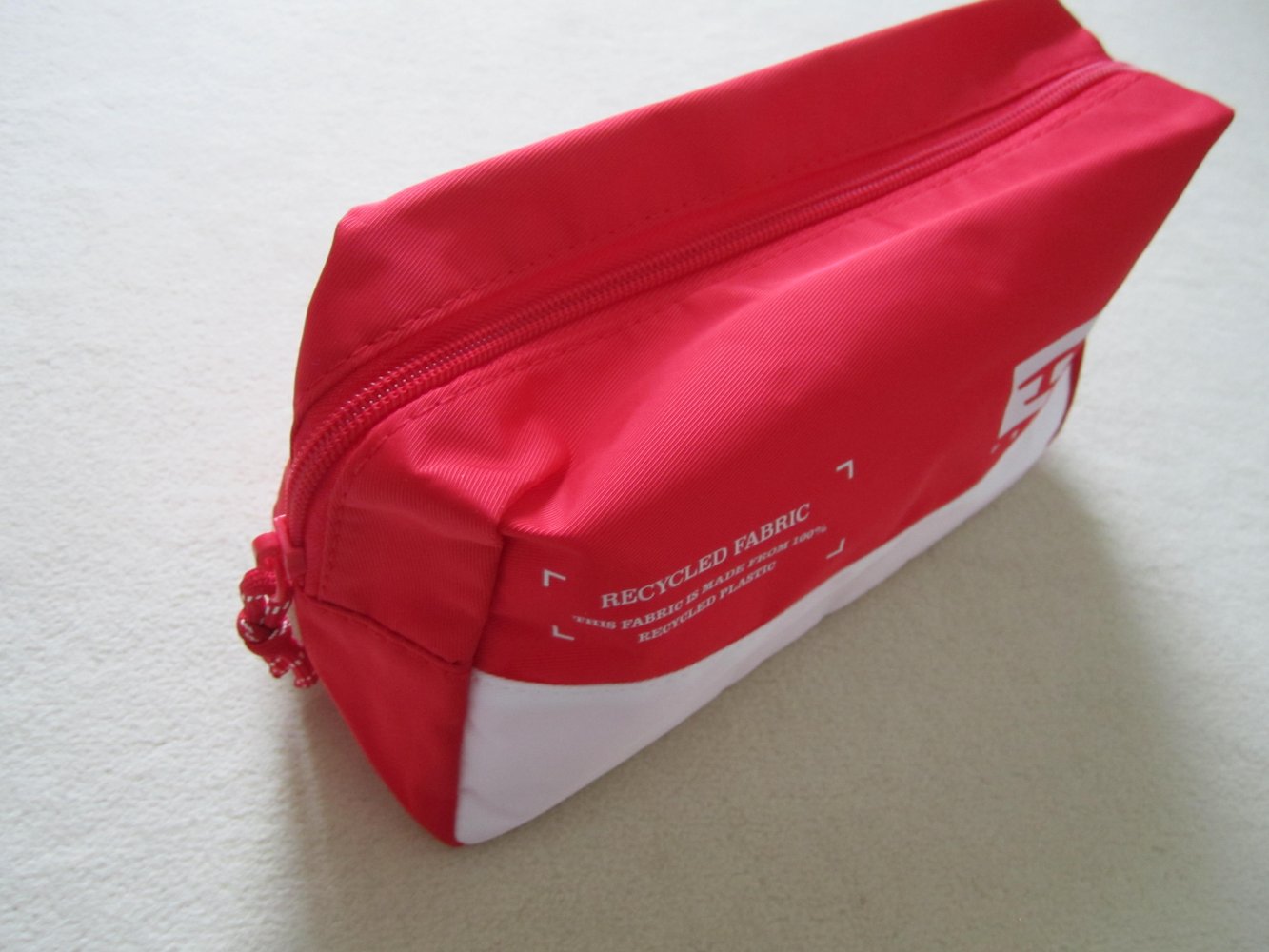 Diesel Kosmetiktasche Kulturbeutel rot-weiß NEU OVP