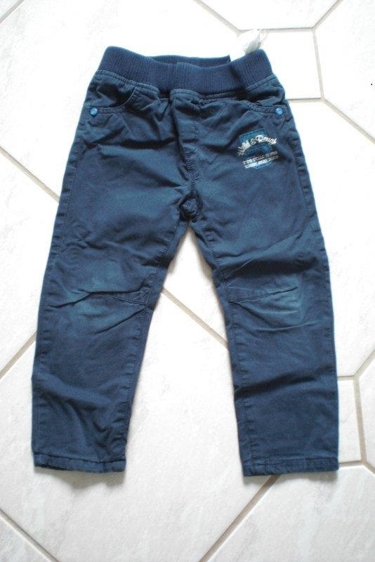 5 Hosen davon 1 Latzhose Gr. 92 auch einzeln abzugeben Bitte Beschreibung beachten