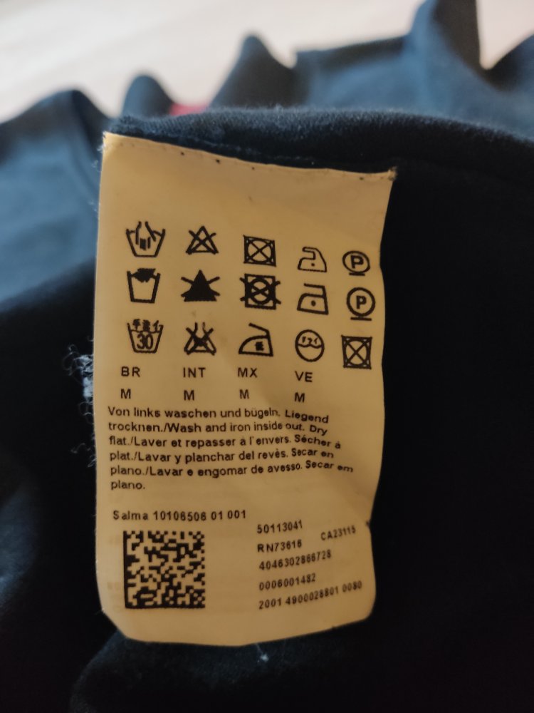 Hugo Boss Pulli Gr.S/M Seide schwarz 