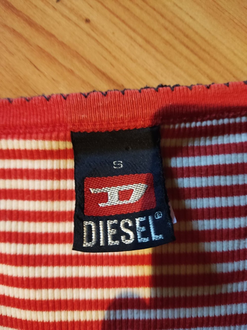 Diesel Shirt Jäckchen Gr.S rot-weiss