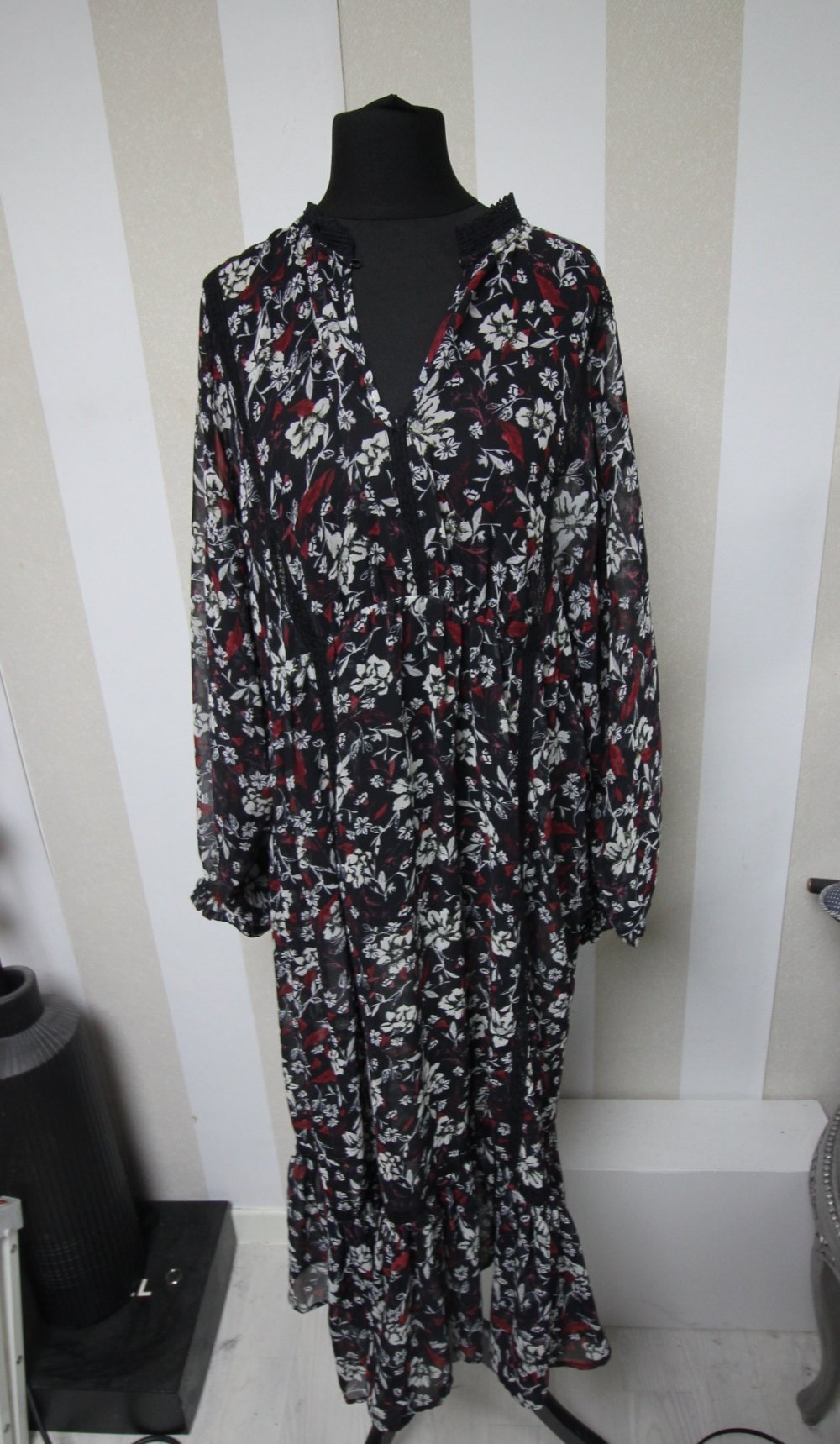 Zara Maxikleid Sommerkleid bunt Festival Hippie Boho