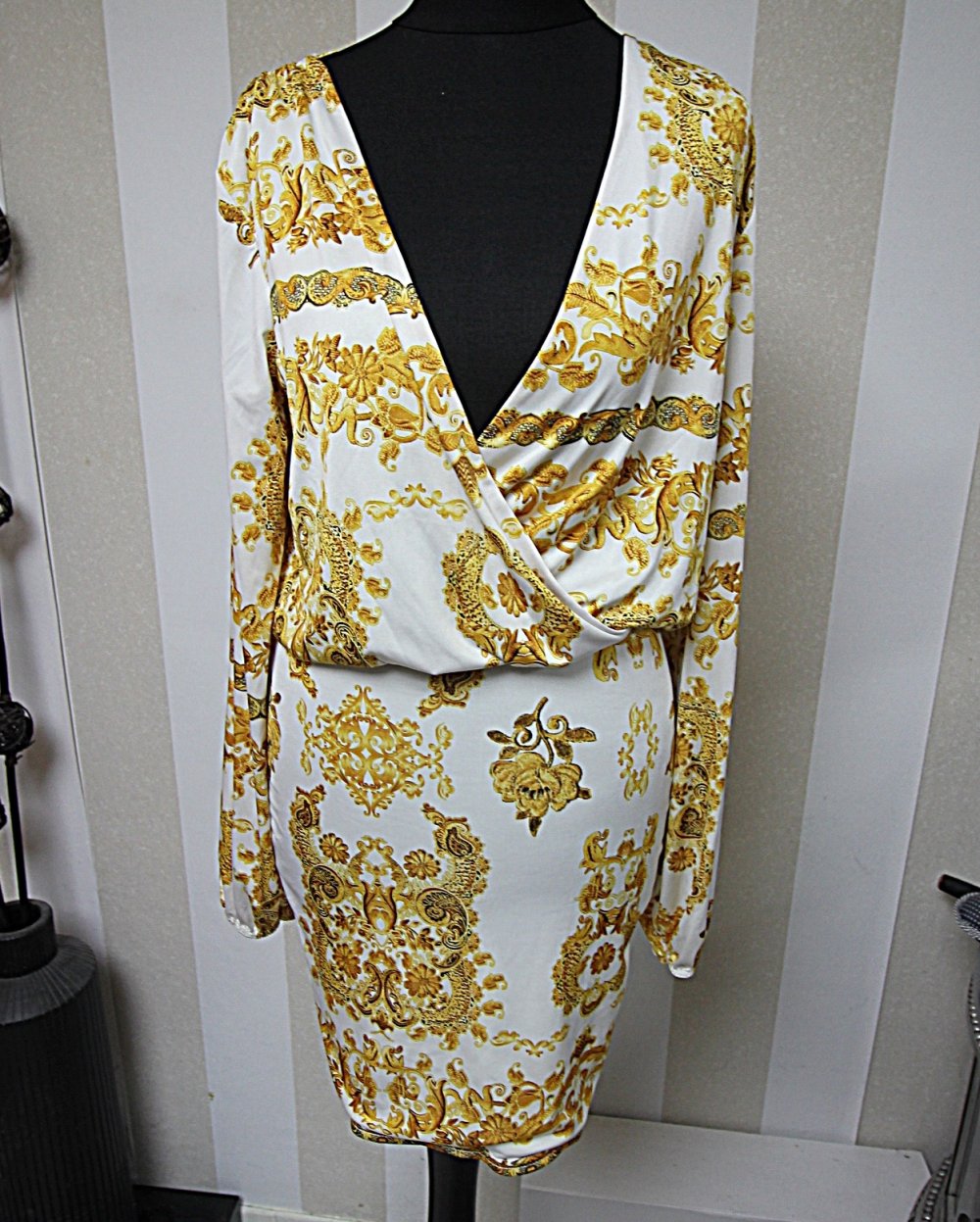 Nly one Kleid Sommer Muster mix Party Cocktailkleid Designer Look