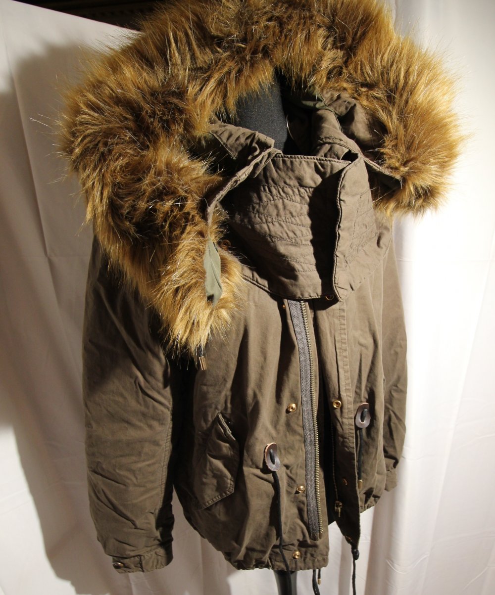 Zara Jacke Herbst Winter Kunstfell Kapuze Kunstpelz Fake Fur