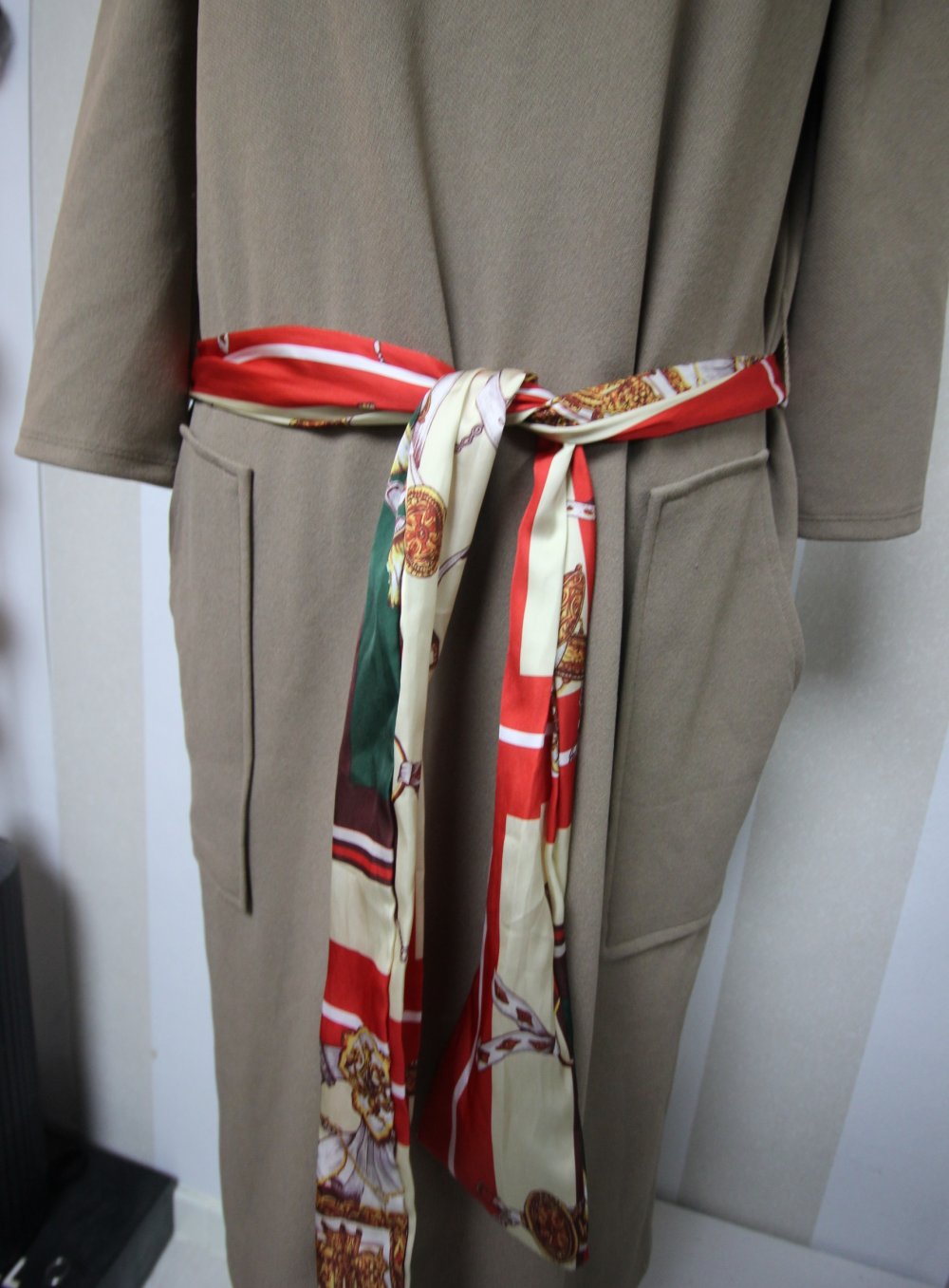 Zara Kleid elegant chic Band Schleife Muster mix