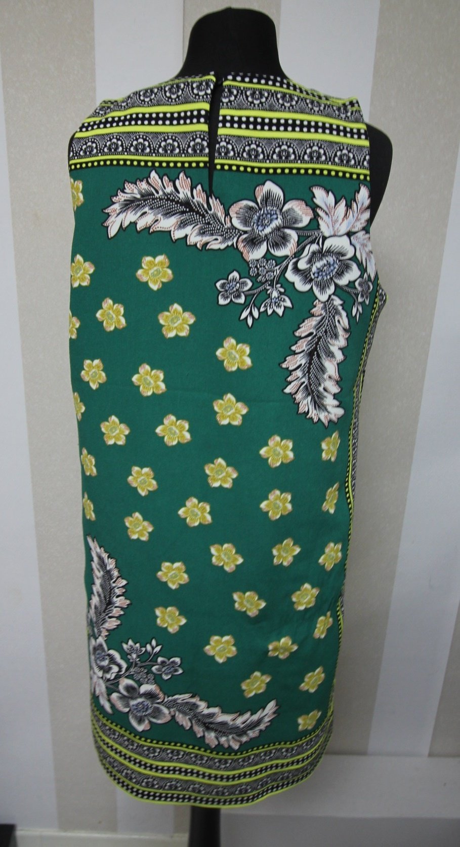 Zara Kleid Tunika Sommerkleid bunt Muster mix Blumen