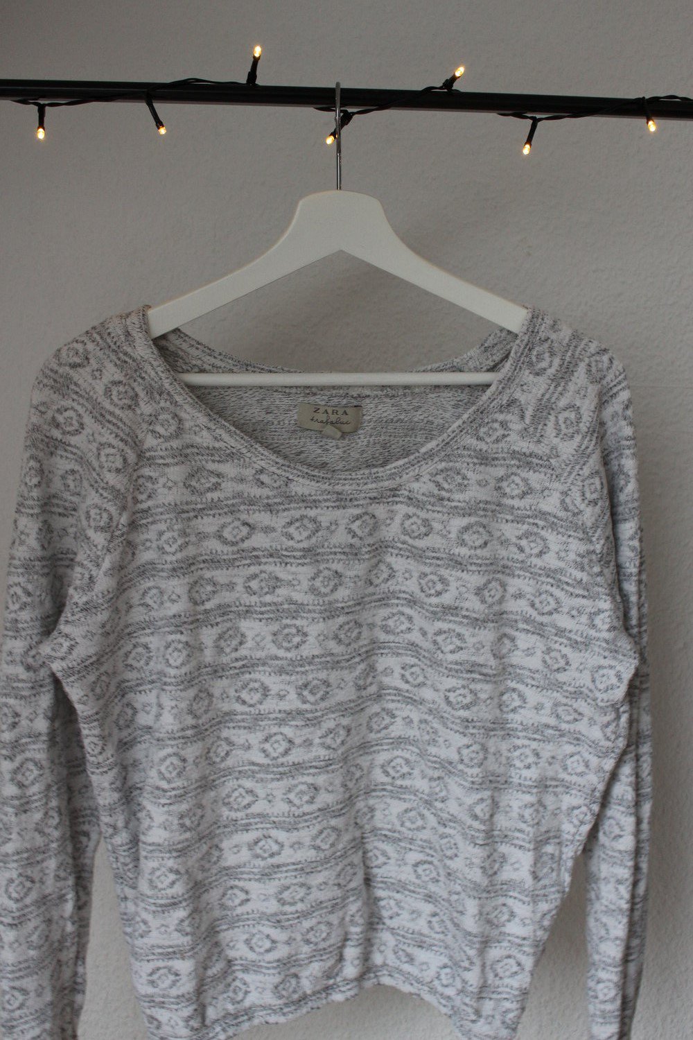 Zara Trafaluc Pullover weiß grau gemustert TRF