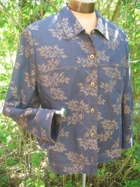 gemusterte Jeansjacke