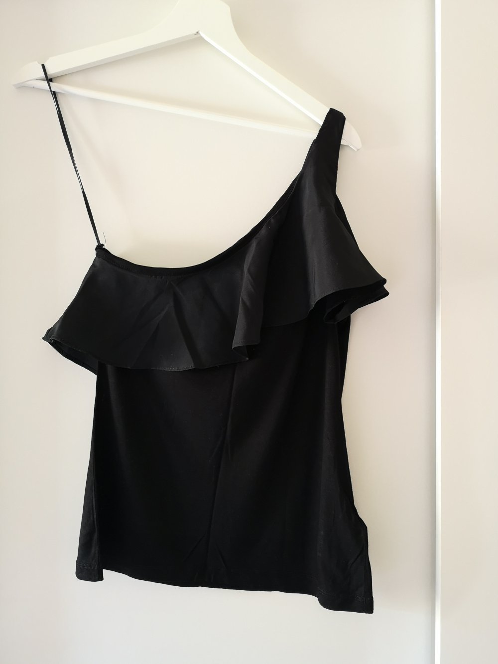One Shoulder Top