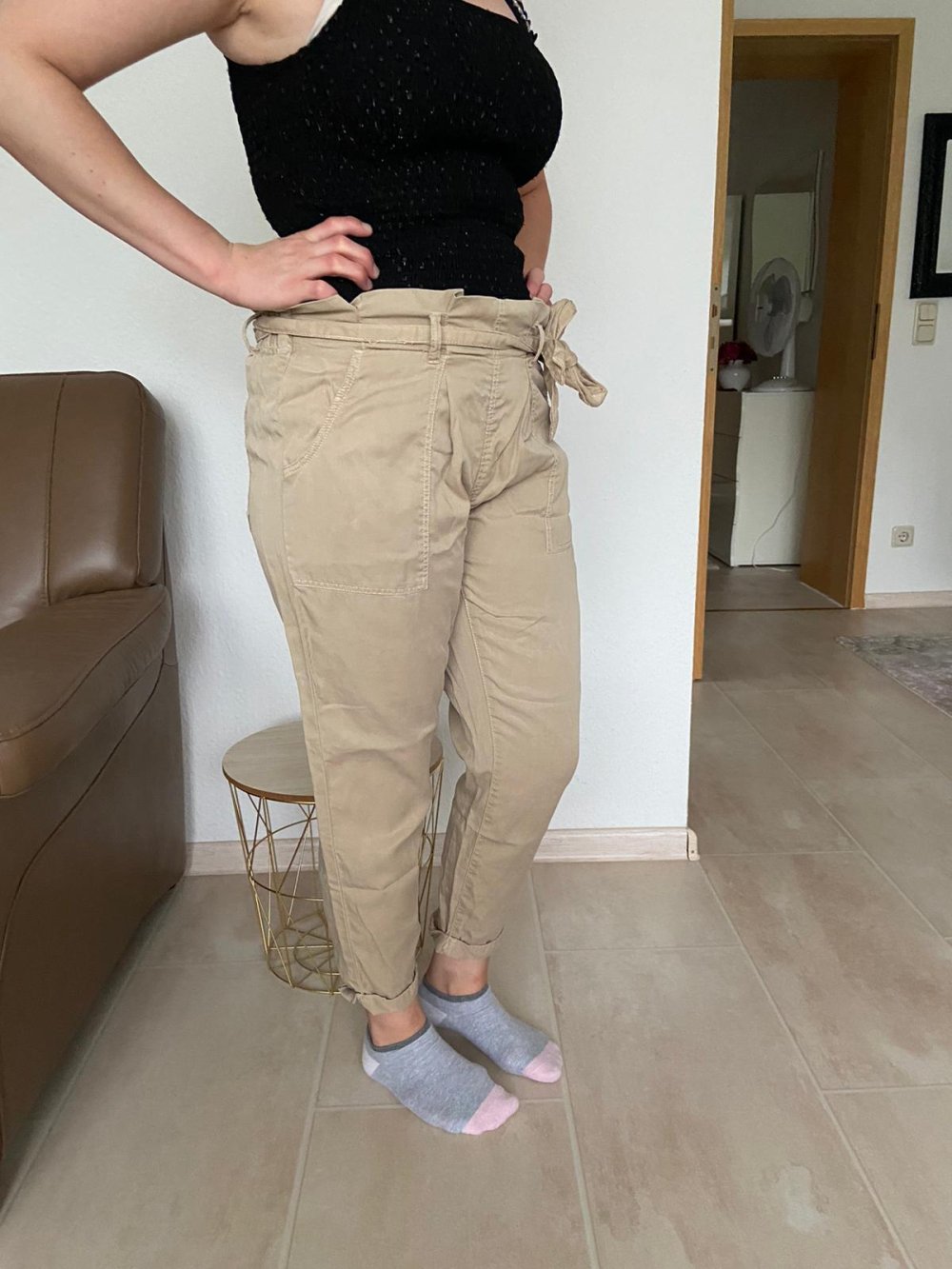 Paperbaghose hose paperbag highwaisthose chinohose momjeans momhose anklejeans knöcheljeans blogger 