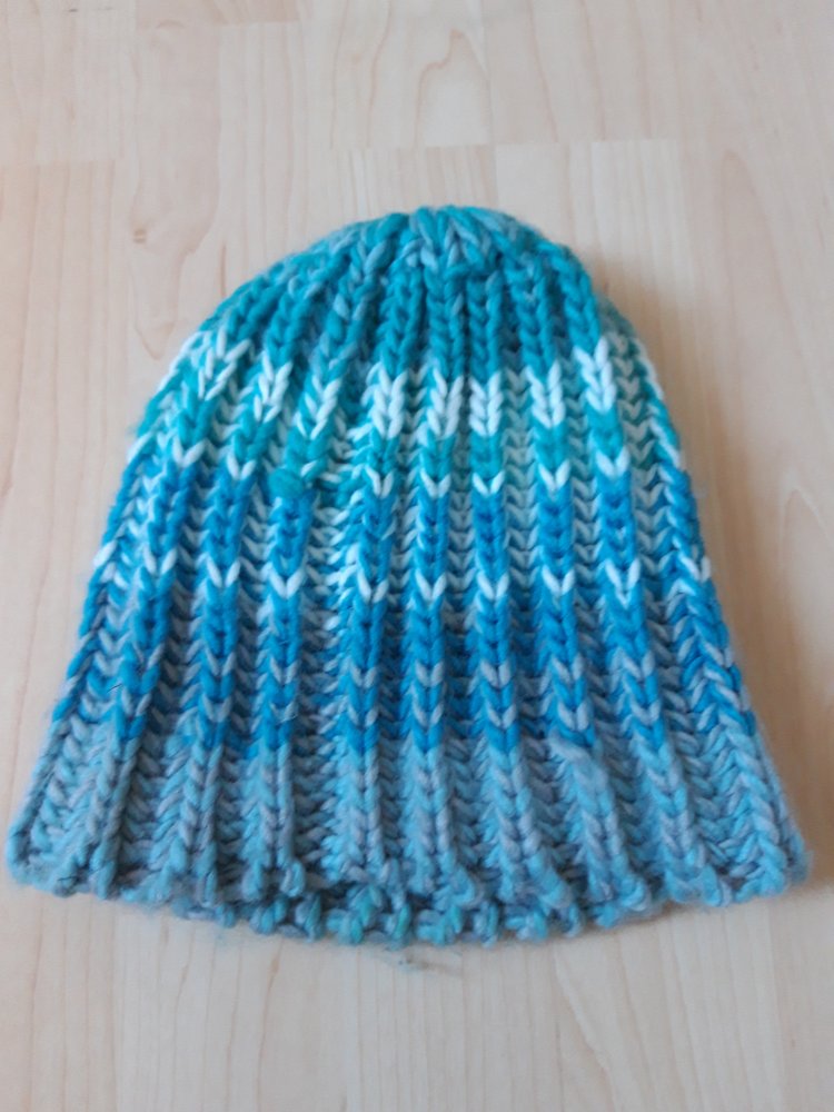 Strickmütze Wintermütze Beanie hellblau türkis gemustert Hippie
