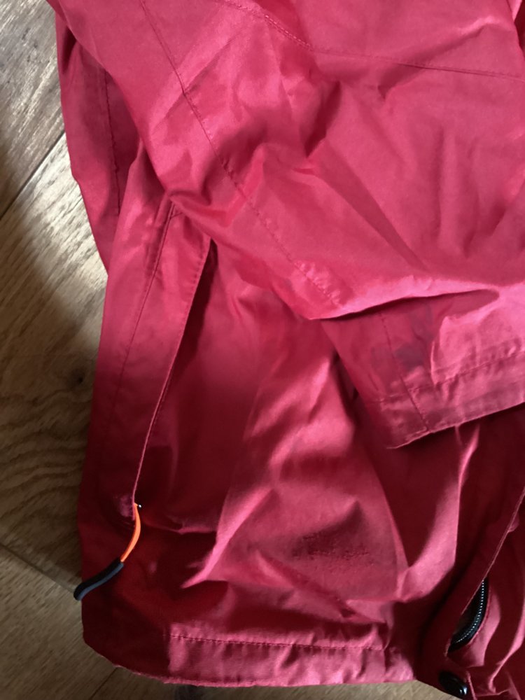 schöne Regenjacke gr.164 von High Colorado