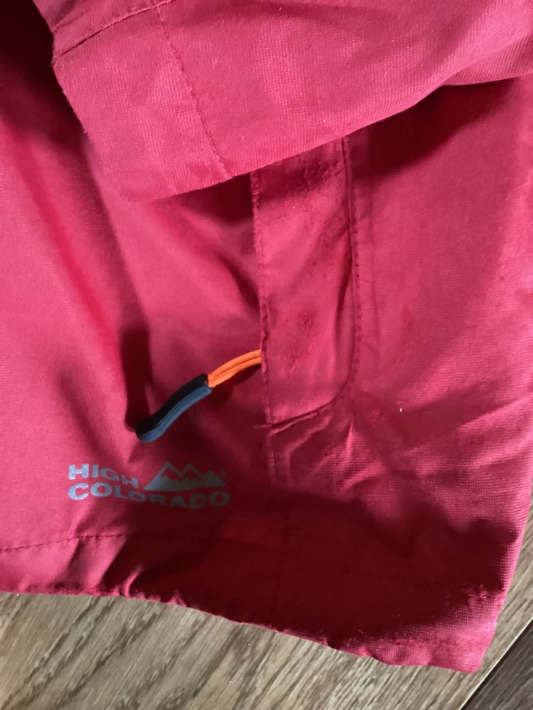 schöne Regenjacke gr.164 von High Colorado