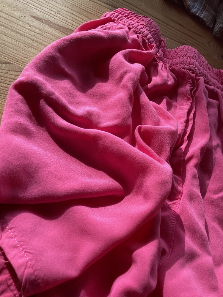 schöne Shorts pink gr.XS