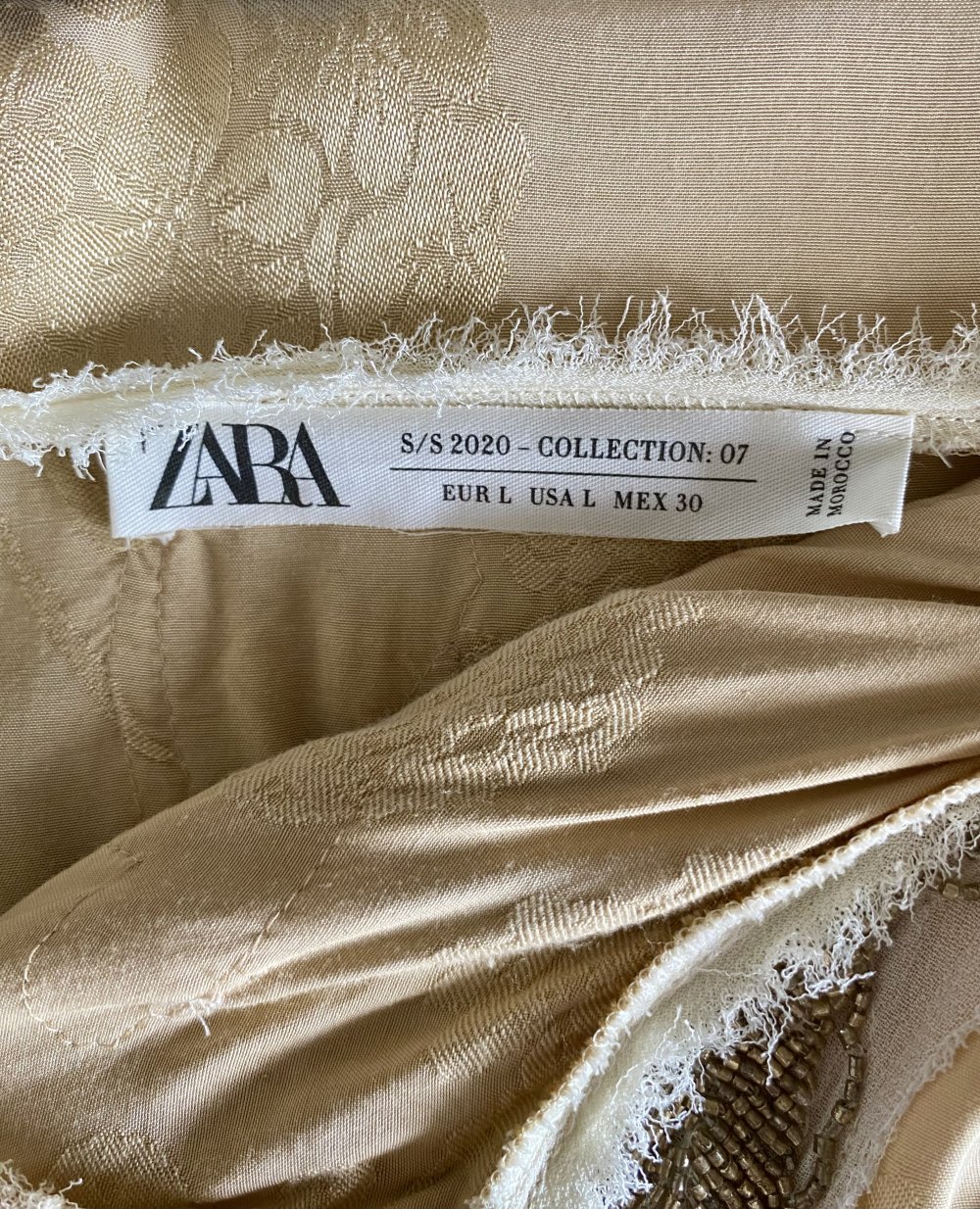 Zara, Tunikakleid, Boho Style, opulent bestickt, goldfarben, Schmucksteine, Gr. L