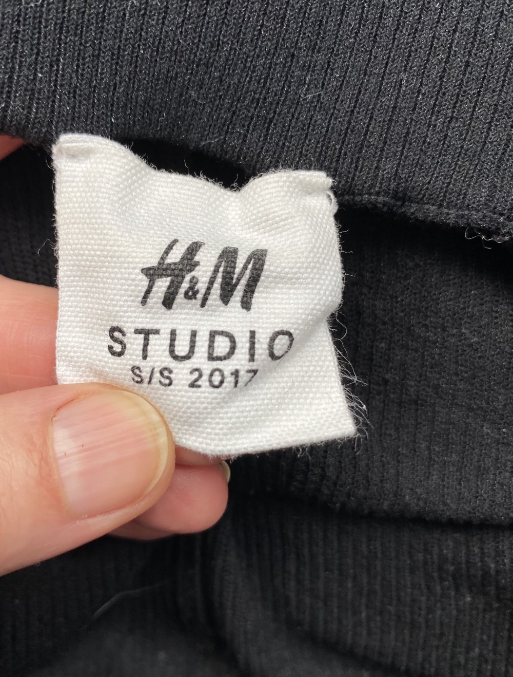 H&M Studio, Hose, Marlene Style,dünn u. leicht, schwarz, Gr. 42
