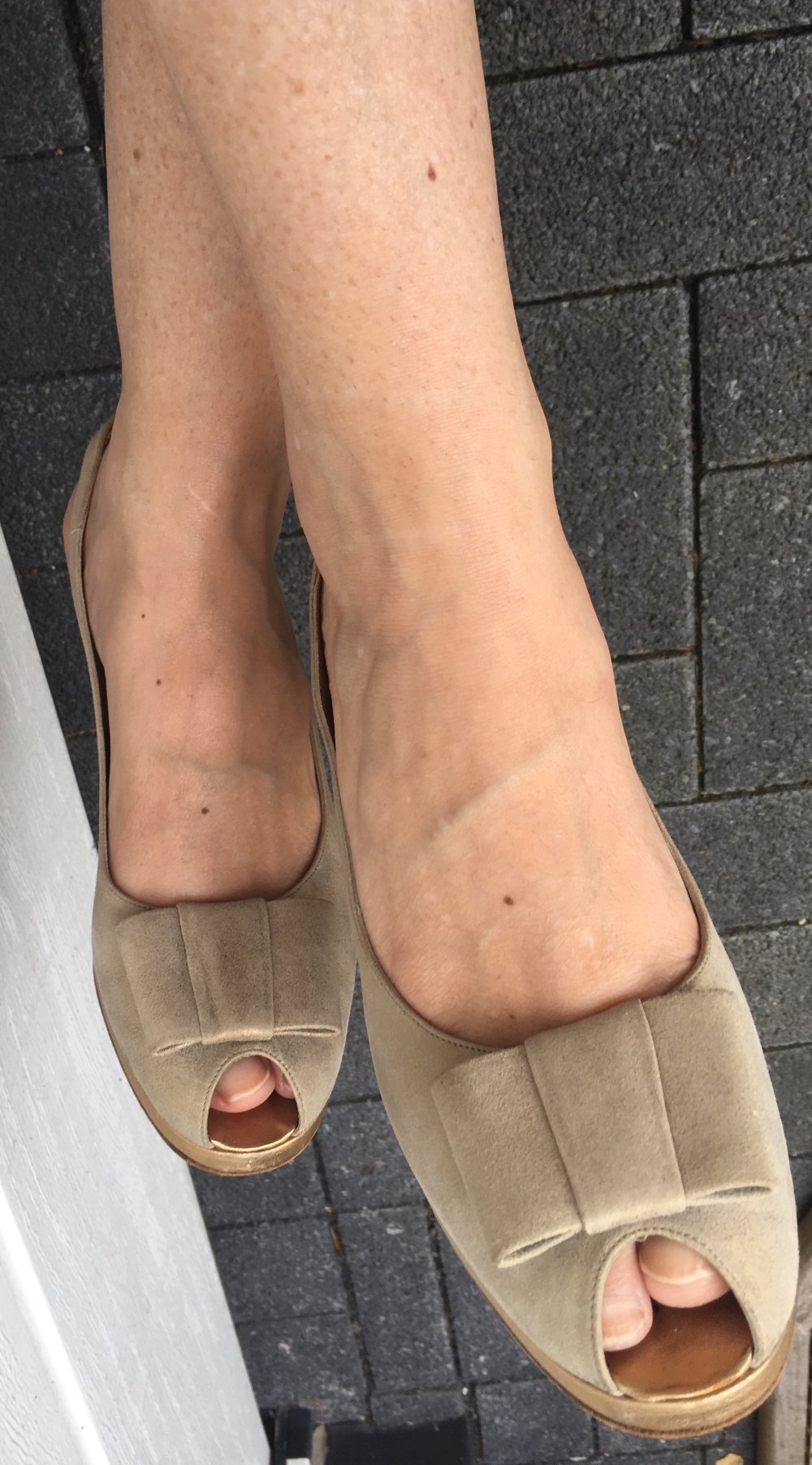 Vicari, ital. Leder Peeptoe, goldmetallic, Gr.38,5