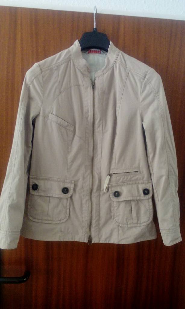 Leichte Jacke